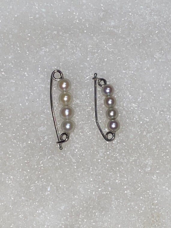 Pearl Earrings - image 3