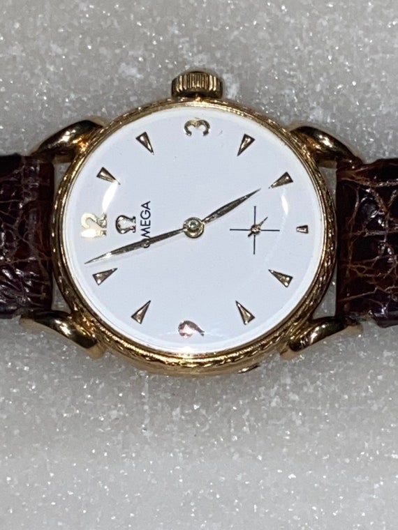 18k Solid Gold Omega Vintage Watch - image 2