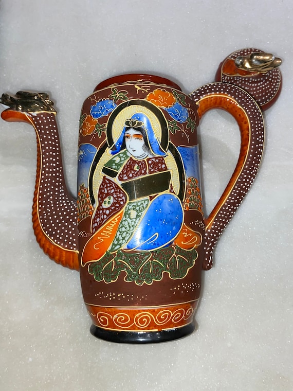 hand painted japanese Gem