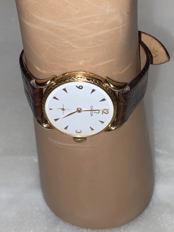 18k Solid Gold Omega Vintage Watch