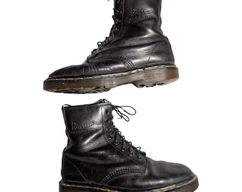 Vtg 1990s Dr. Martens 1460 Made in England Black Smooth Leather Boots UK 4 US 6