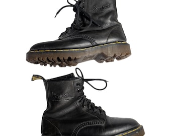 Botas Dr. Martens 1460 vintage de los años 90, fabricadas en Inglaterra, de piel lisa negra, talla 4 del Reino Unido y 6 de EE. UU.