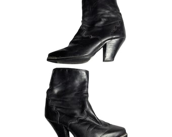 Vtg 1980s Black Leather Scalloped Detail Pointed Toe Block Heel Western Boots 7