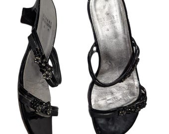 Vintage Y2K Stuart Weitzman Svarta Strassutsmyckade Kitten Heel Mule Sandaler 6