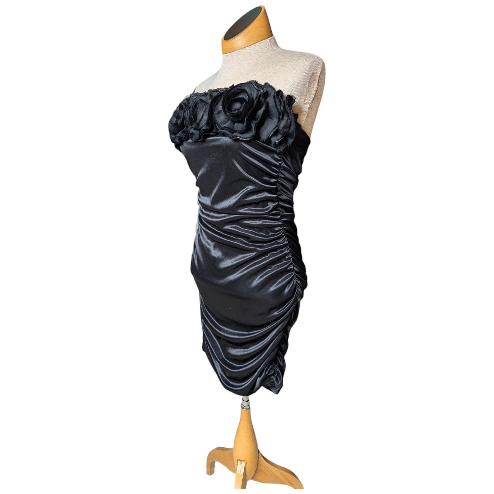 white christmas dresses Vintage Sparkly blue taboo formal dress size: M  Angelic Splash