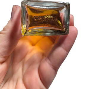 Perfume Chanel Nº 5 Eau de Toilette Splash vintage dos anos 70, 60ml (aproximadamente 60% do frasco), sem rótulo. imagem 4