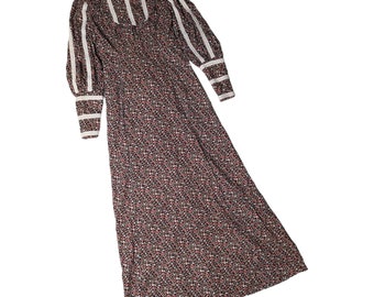 Robe longue noire en dentelle au crochet VTG des années 1970 à col haut et bordure en dentelle 6