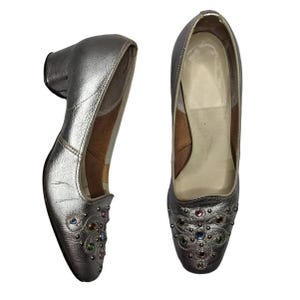 Vtg 1960s California Cobblers Silver Metallic Leather Gem Embellished Loafers 6