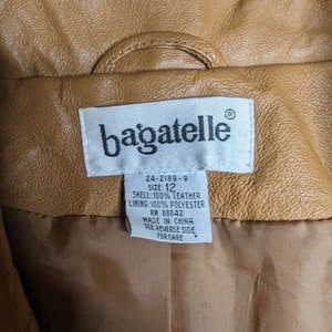 Vintage des années 1990 Bagatelle Camel Tan en cuir véritable veste blazer à deux boutons L 12 image 3