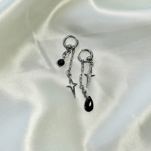 Polaris Earrings hypoallergenic mismatched opal black grunge y2k goth alt cute trendy dangly earrings Black