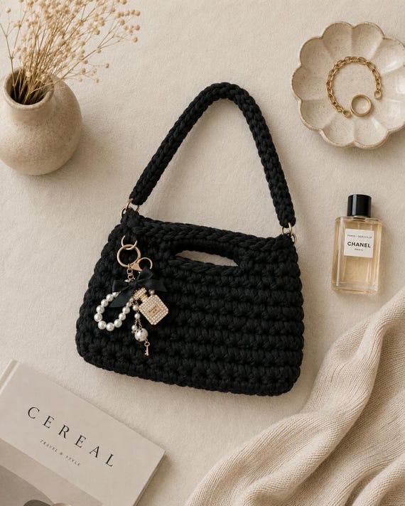 Crochet Clutch Shoulder Bag | Handbag | Parisian Grace | Reclaimed T Shirt Yarn