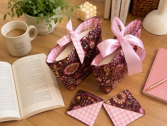 Plum Pink Floral Book Sleeve with Bow Closure | Matching Corner Bookmark | Book Protector | Handmade Book Cover | Kindle Sleeve