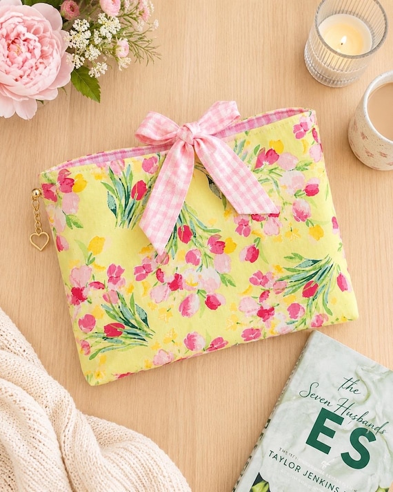 Floral Book Sleeve with Bow | Padded Book Pouch | Pink Gingham Lining | Book Protector | Reader Gift | Bow Tie Closure | Kindle Sleeve