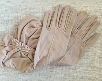 Vintage 1950s Dents ruched nylon gloves / size 7