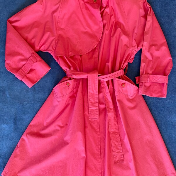 90’s London Fog fuchsia trench coat size L