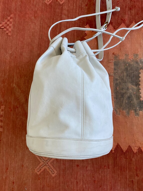 Vintage Coach white bucket bag Gem