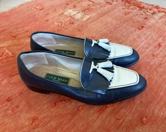 Vintage Cole Haan tasseled tuxedo loafers size 9.5