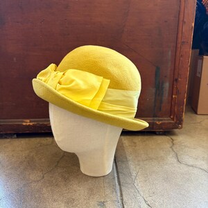 New York Cloche Hat - Etsy display picture 3