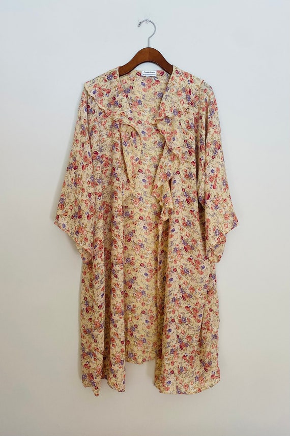 90’s Neiman Marcus floral blouse shrug size M