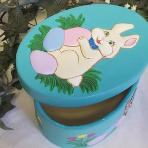 Bunny Rabbit ceramic Treasure Box, Easter Bunny, Eggs