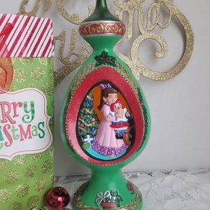 Ornament Light, Christmas Eve scene, hand painted ceramic decoration