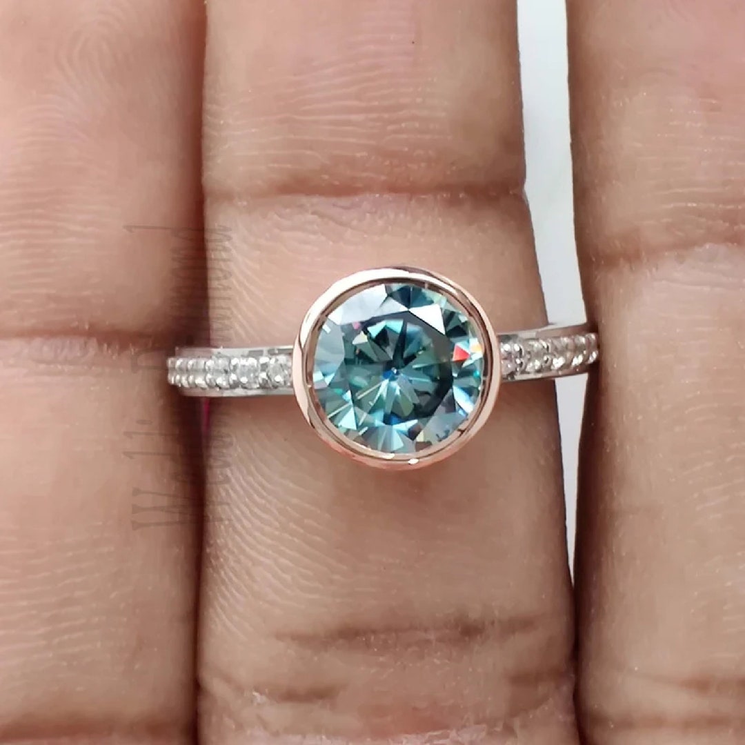 5.88 TCW Taglio Rotondo Moissanite 6 Artigli Fidanzamento Ring 14K