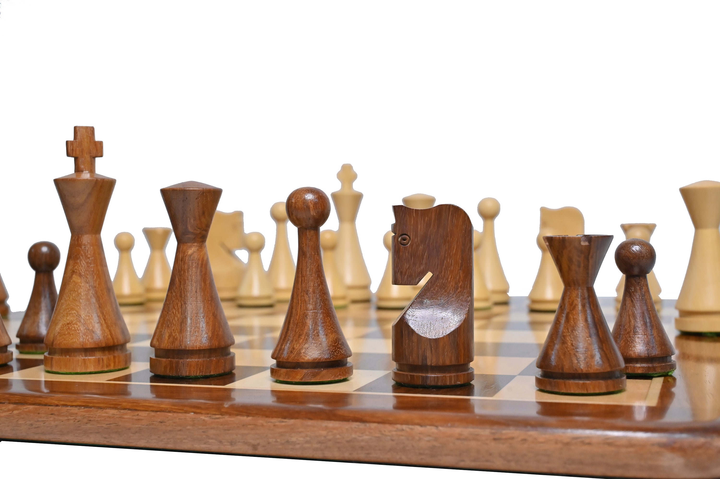 2 chess sets with a minimalistic and alluring twist - DesignWanted :  DesignWanted