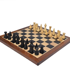 Set combinato di scacchi, pezzi degli scacchi Poni russi da 3,1 pollici con scacchiera in legno di ebano massiccio da 17 pollici, set di scacchi Staunton minimalista fatto a mano