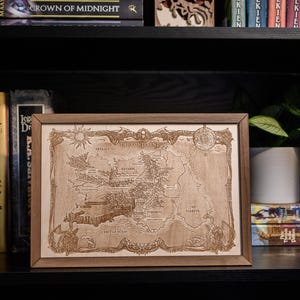 Carte de la quatrième aile/Flamme de fer/Tempête d'onyx, carte gravée sur bois