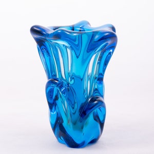 Blooming Tulip - Vintage Murano vase - Deep blue - Mid century modern - Murano Bohemia - Vintage mcm home decor - Italy '60s