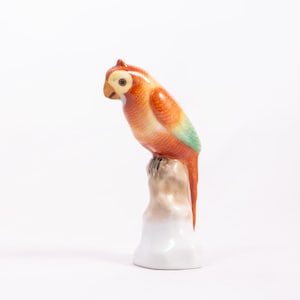 Colorful parrot - Vintage Herend Porcelain - Hand painted bird figurine - From the &#39;70s - Made in Hungary