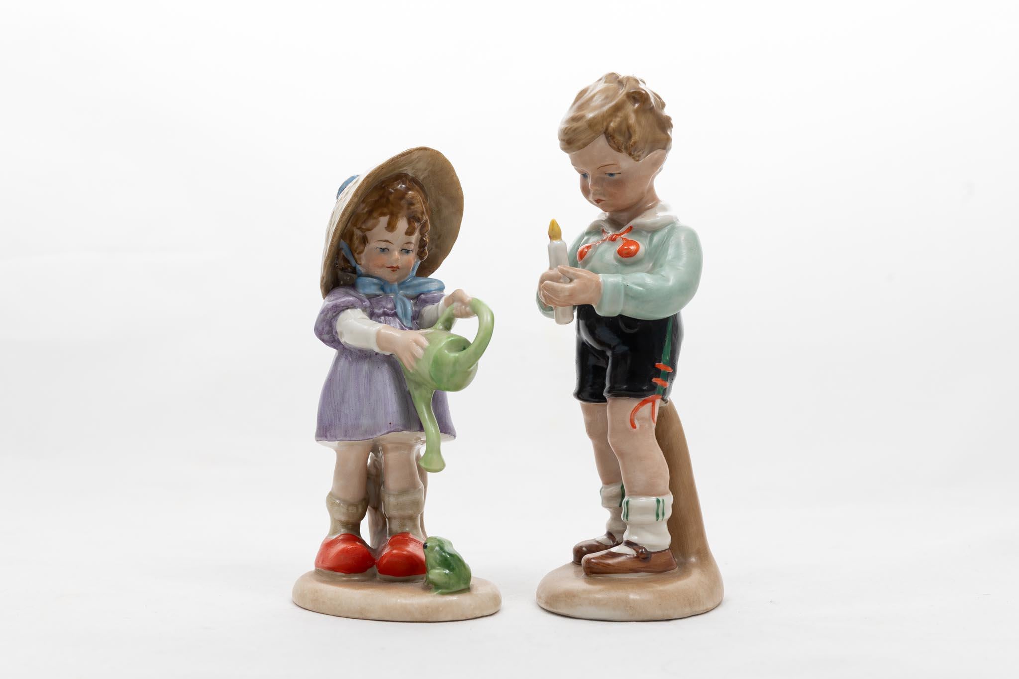 Good Siblings - Rare Wagner & Apel Porcelain - by Hilla Peyk