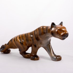 Ferocious tiger - Ceramic figurine - Hand painted - Romanian porcelain stoneware - Art-deco Jungel Animal -  From the 50s - Retro home decor