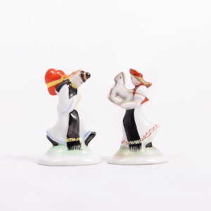Young lovers - Collectable Herend minifigure pair -  Vintage Porcelain - Rare - Woman - Hand painted - From the &#39;60s - Made in Hungary