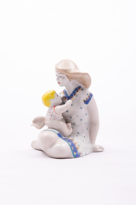 A  Mother's love - Vintage Polonne Porcelain - Hand painted under glaze - Woman & child - From the '60s - Made in USSR - Mother's day gift