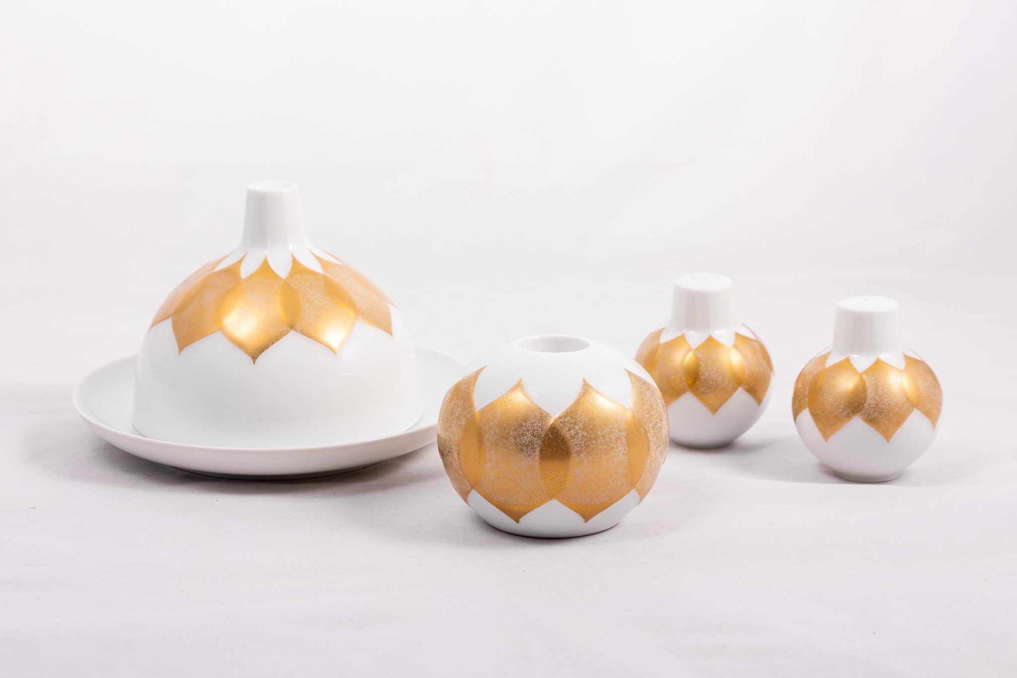 Golden Lotus - by Bjorn Wiinblad for Rosenthal Germany - Luxury 12