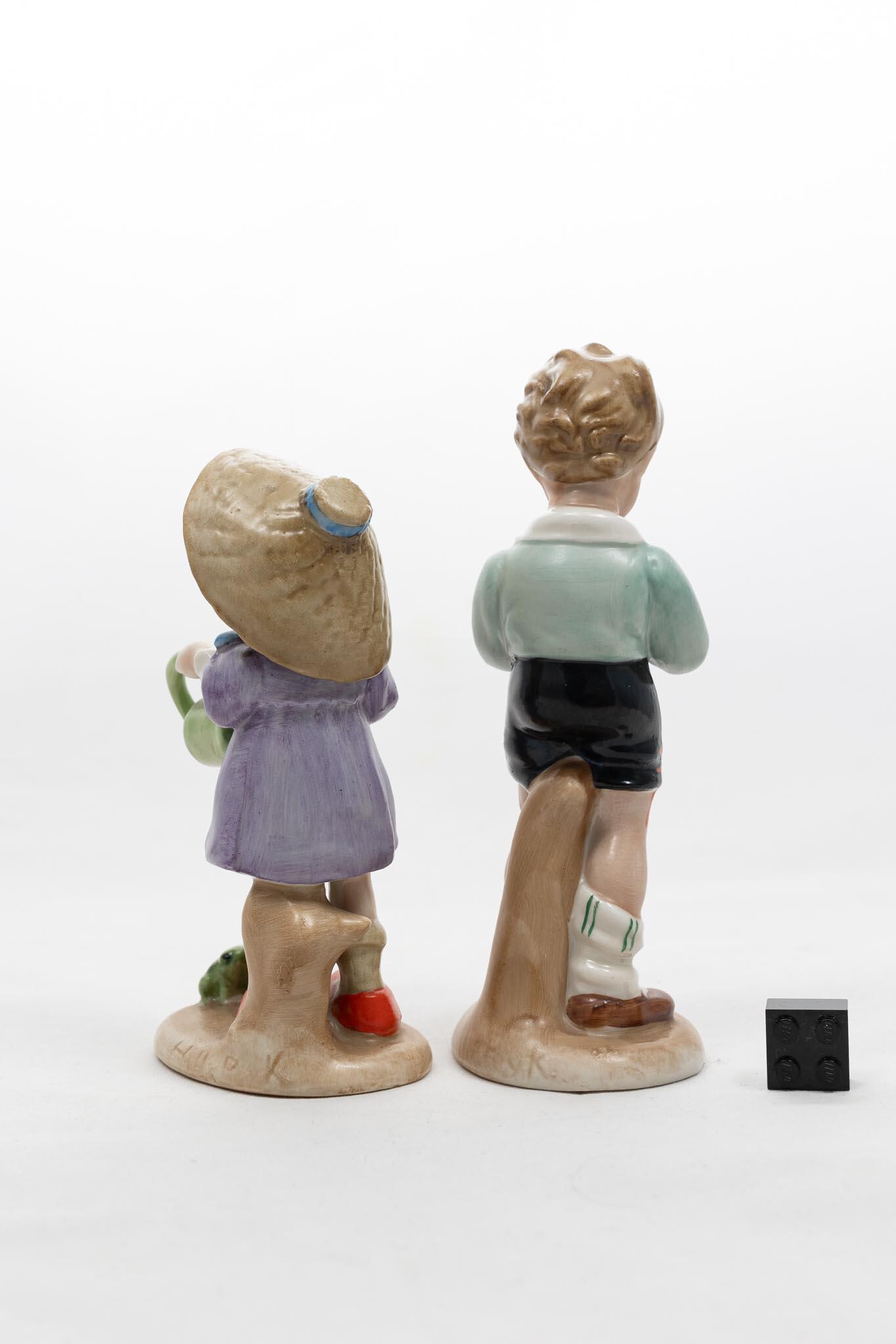 Good Siblings - Rare Wagner & Apel Porcelain - by Hilla Peyk