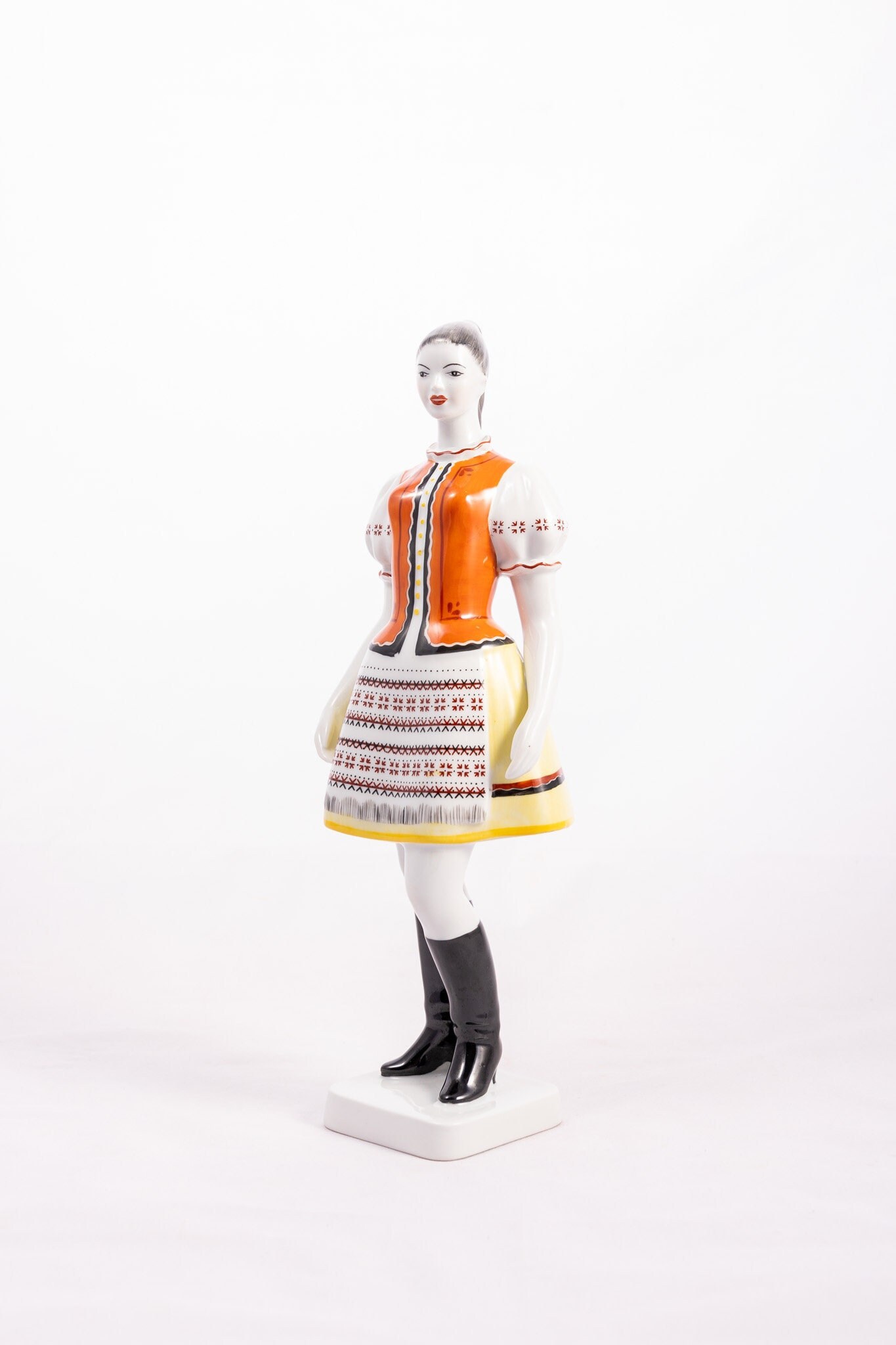 Kazar Girl - Vintage Hollohaza Porcelain Figurine Statuette