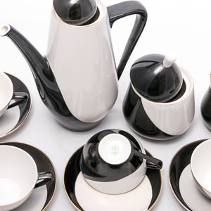 Penguin - Monochrome 6 person coffe set - Vintage Hollohaza porcelain - From the &#39;60s - slick art-deco design - Gold plated