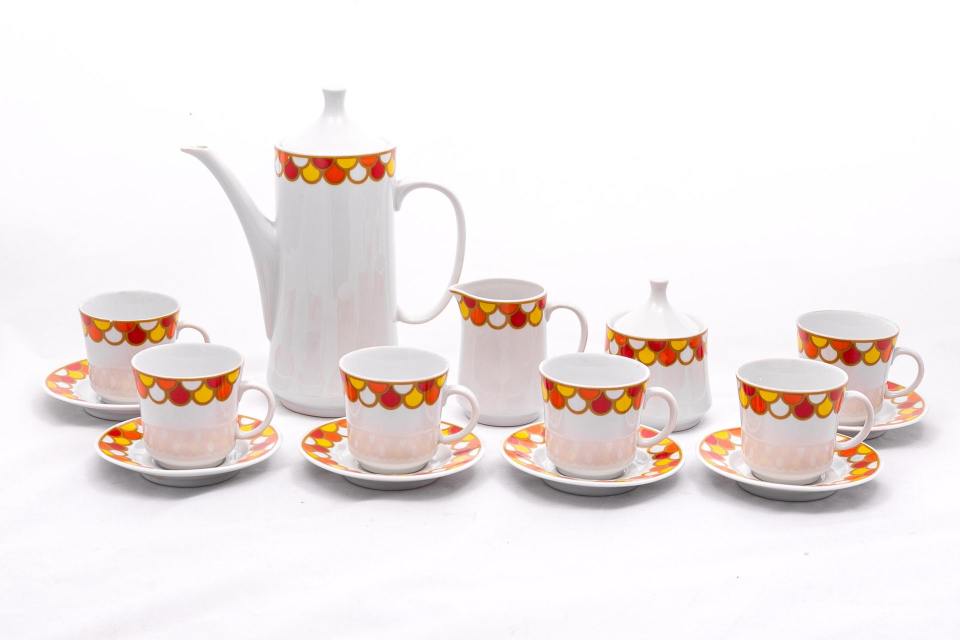 Golden scales - Vintage 6 person coffe set serving - Alfoldi porcelain - Orange red mcm art-deco motifs - From the 60s - Made in Hungary