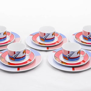 Push Me - Vintage 5 person breakfast set - Winterling porcelain Bavaria GDR - Art-deco motifs - Red & blue - From the &#39;80s - Made in Germany