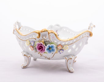 Dresden footed fruit bowl - Antique Von Schierholz Plaue Porcelain - With flower lace - Baroque Victorian Secessionist  - Germany 1817