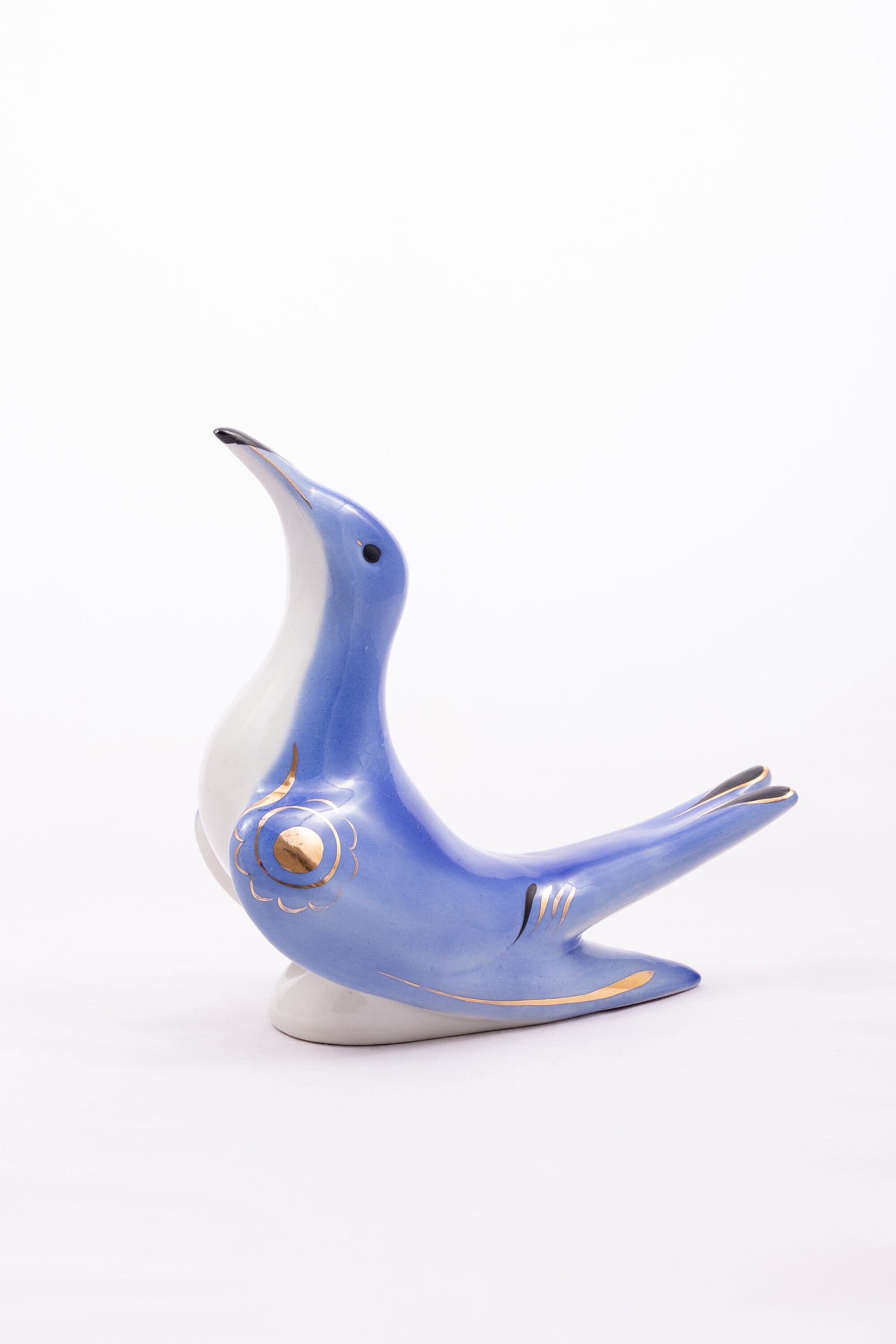 Old porcelain bird
