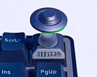 Tecla OVNI de resina hecha a mano: Tecla ESC Cherry Artisan