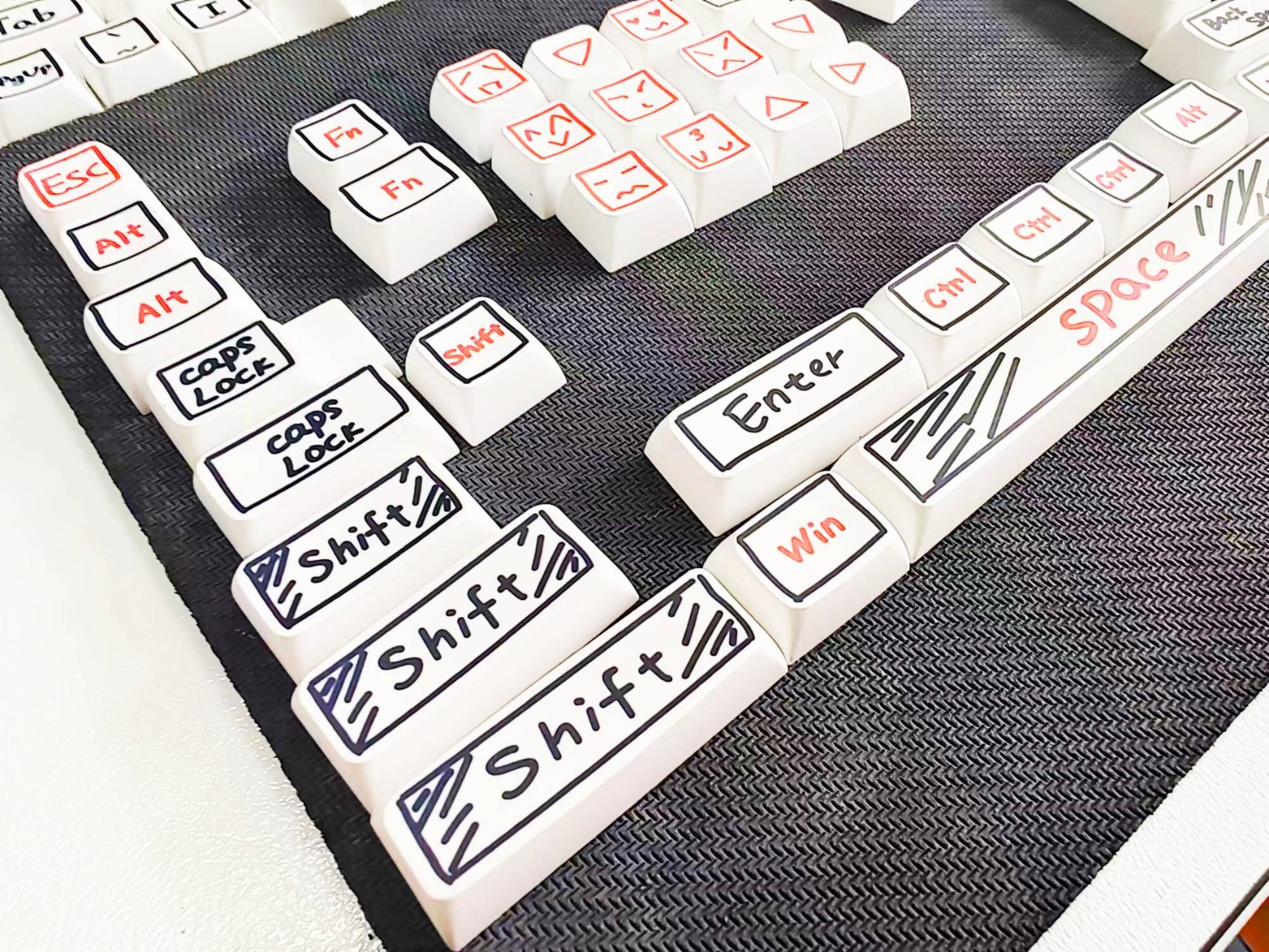 White Graffiti Keycaps Set Mechanical Keyboard Keycaps Set Etsy