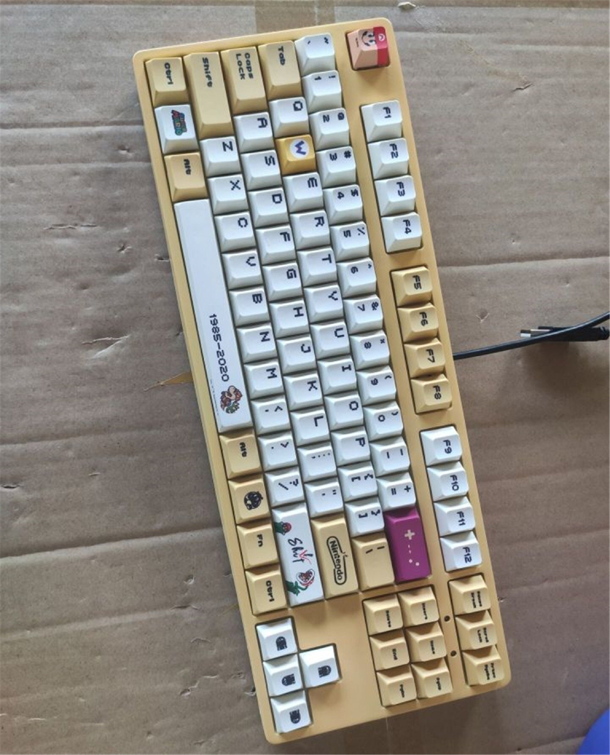 Cherry Keycaps Set, Dye-sublimation PBT 61/68/84/87/98/104