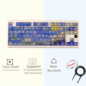 以下が含まれることがあります： 青と黄色のキーキャップが付いた白いキーボード。 キーキャップはマーブル模様です。 キーボードはクロスシャフトをサポートし、耐摩耗性があります。 キーボードはキーボードの90％に適合し、61/68/83/84/87/98/104/108などをサポートしています。