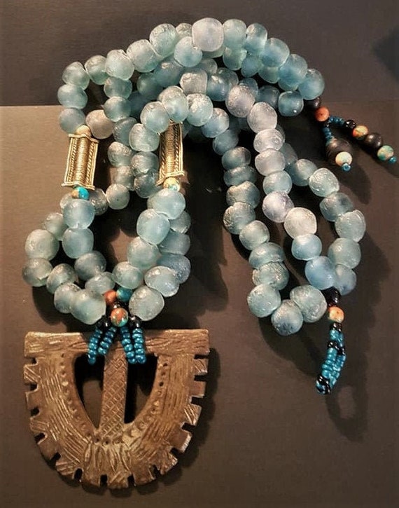 Ethnic necklace