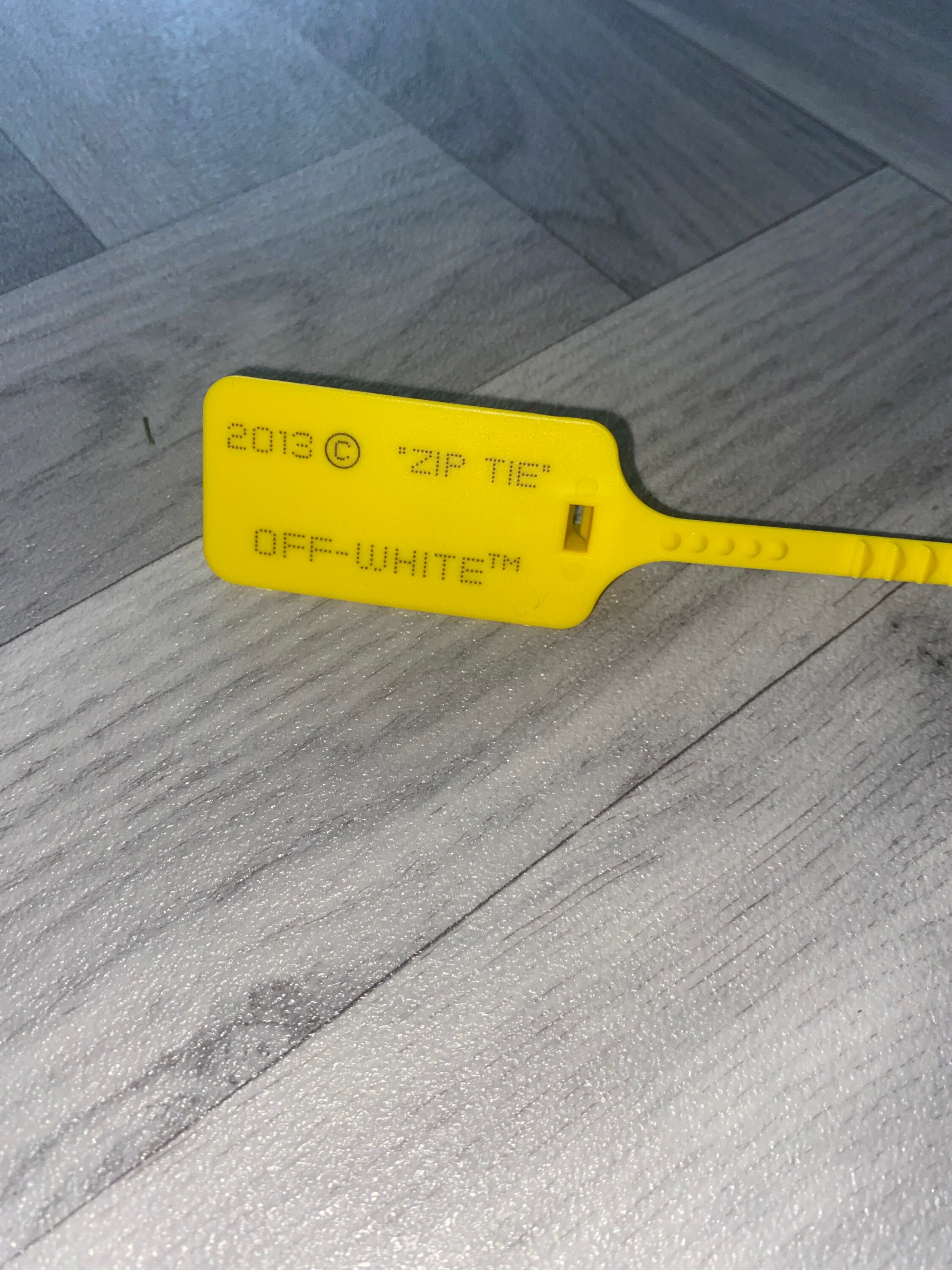 Nike zip tie tag Clearance