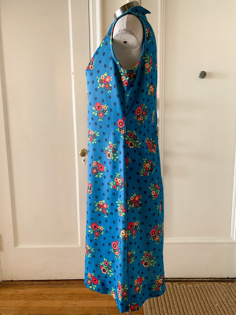 Vintage 1970s Polyester Floral Shift Dress Large Size image 4